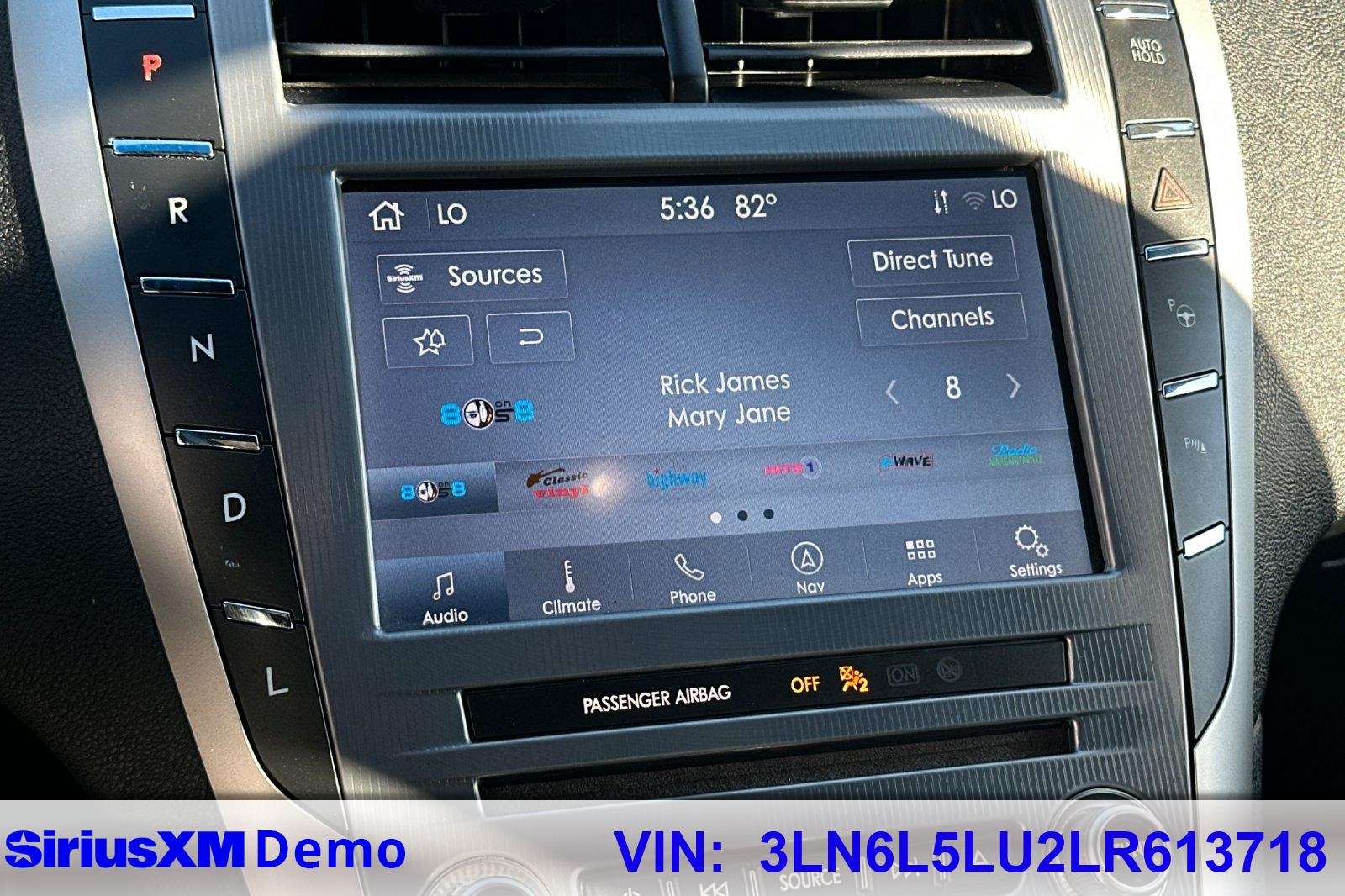 2020 Lincoln MKZ Hybrid Reserve photo 26