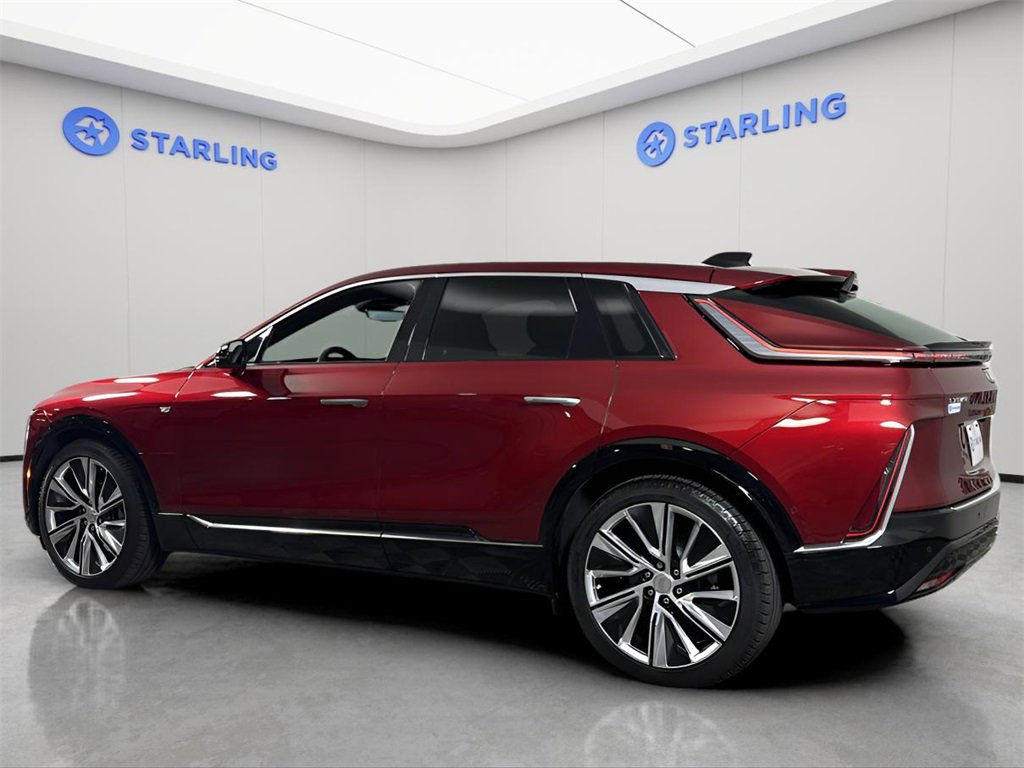 2024 Cadillac Lyriq Luxury photo 4