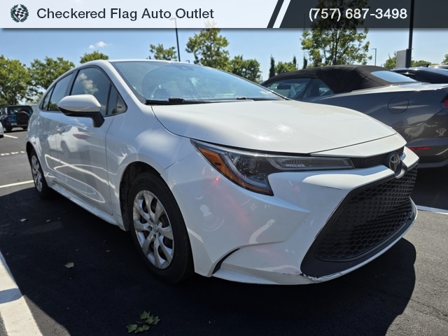 2020 Toyota Corolla LE photo 3
