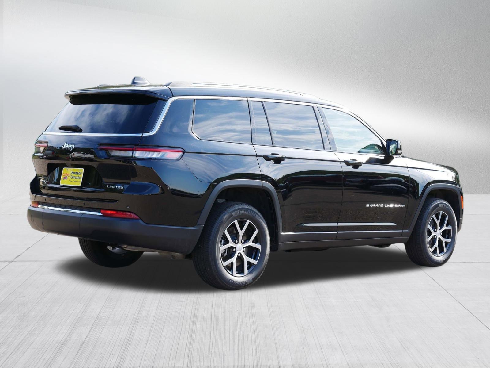2023 Jeep Grand Cherokee Limited photo 6