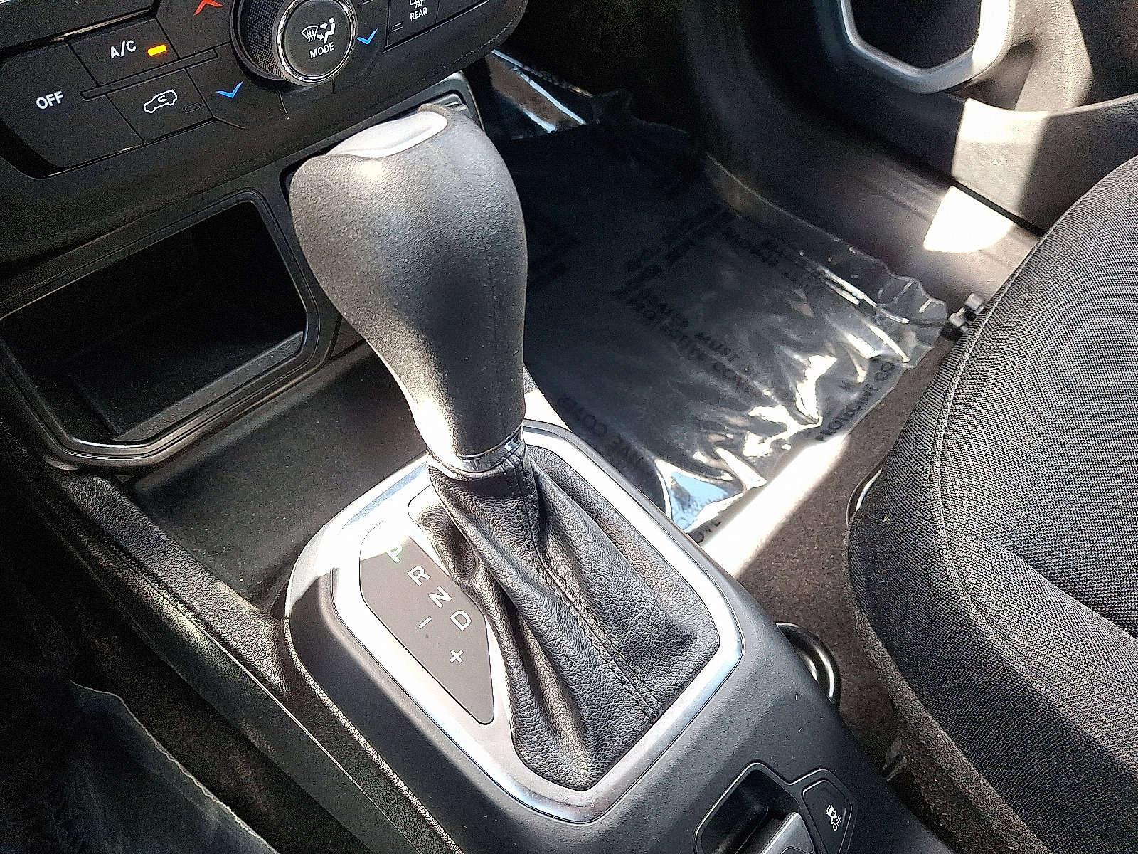 2020 Jeep Renegade Latitude photo 18