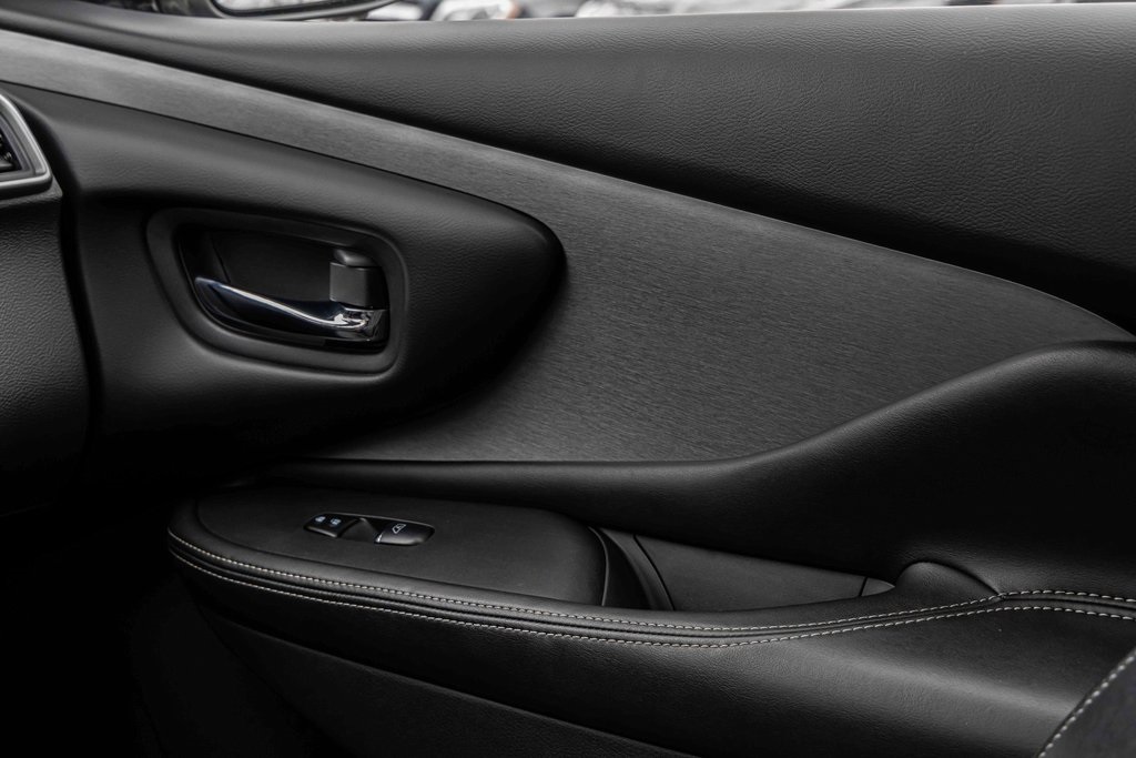 2023 Nissan Murano SL photo 16