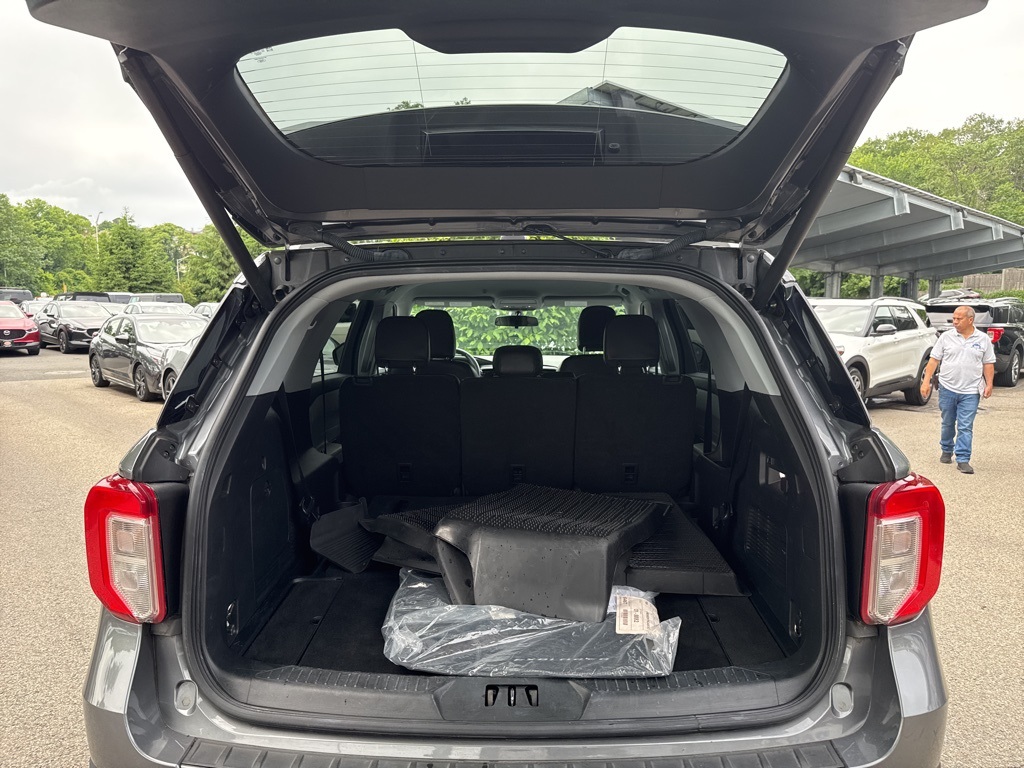 2022 Ford Explorer XLT photo 22