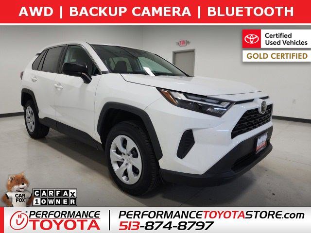 2024 Toyota RAV4 LE