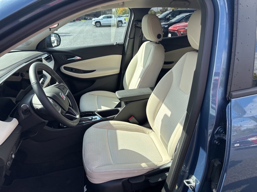 2025 Buick Encore GX Preferred photo 11