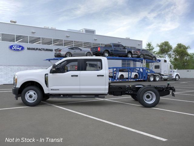 2026 Ford F-350 photo 2