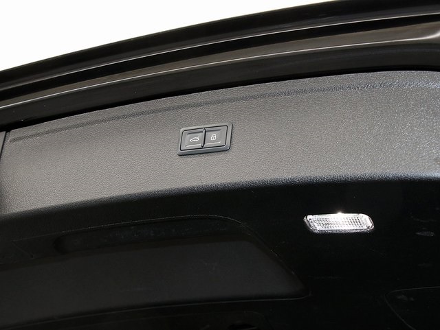 2021 Audi Q5 45 Premium Plus photo 27
