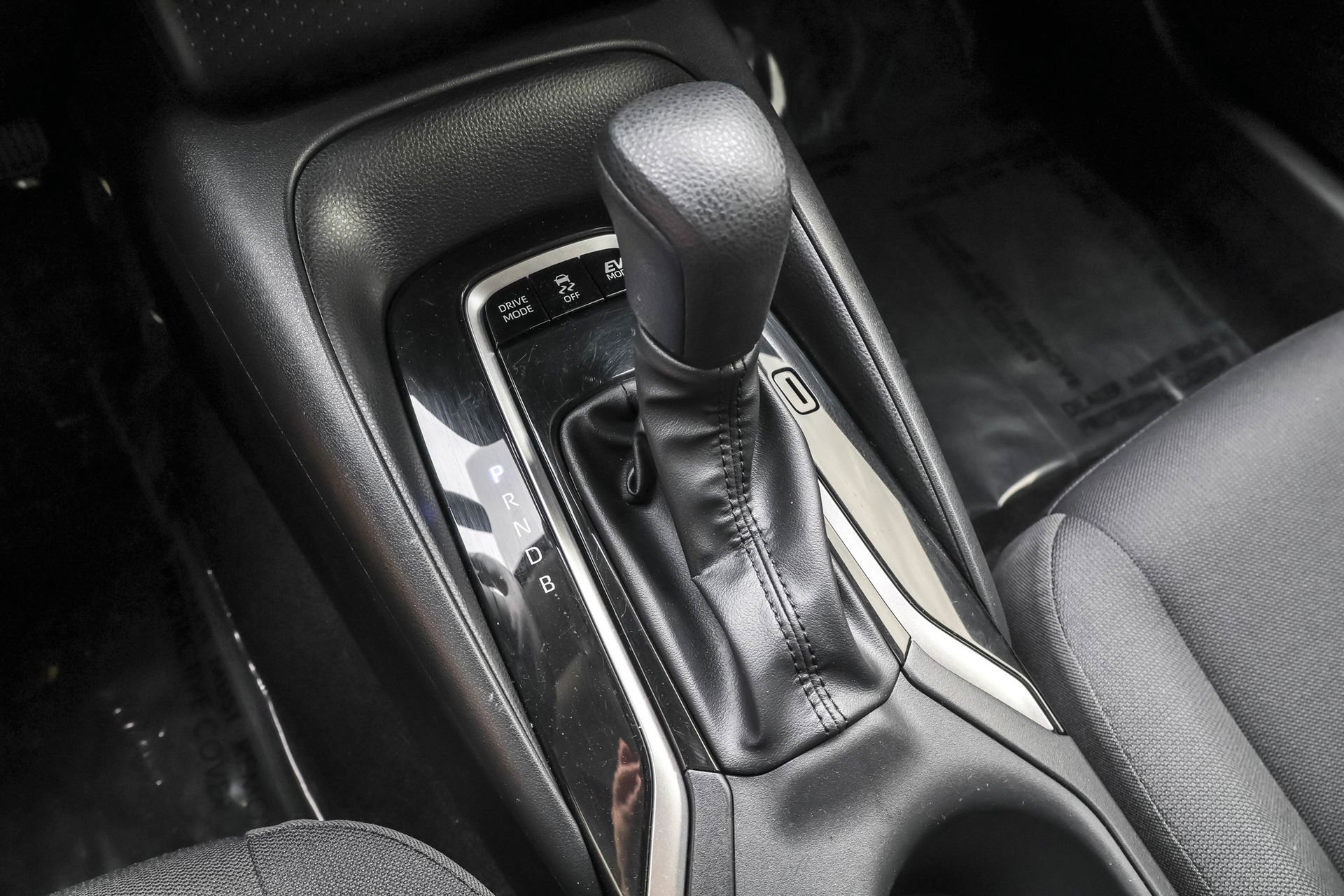 2023 Toyota Corolla Hybrid LE photo 22