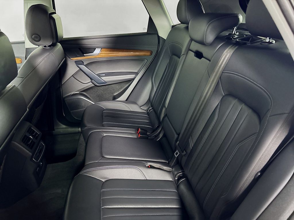 2023 Audi Q5 45 S line Premium Plus photo 18