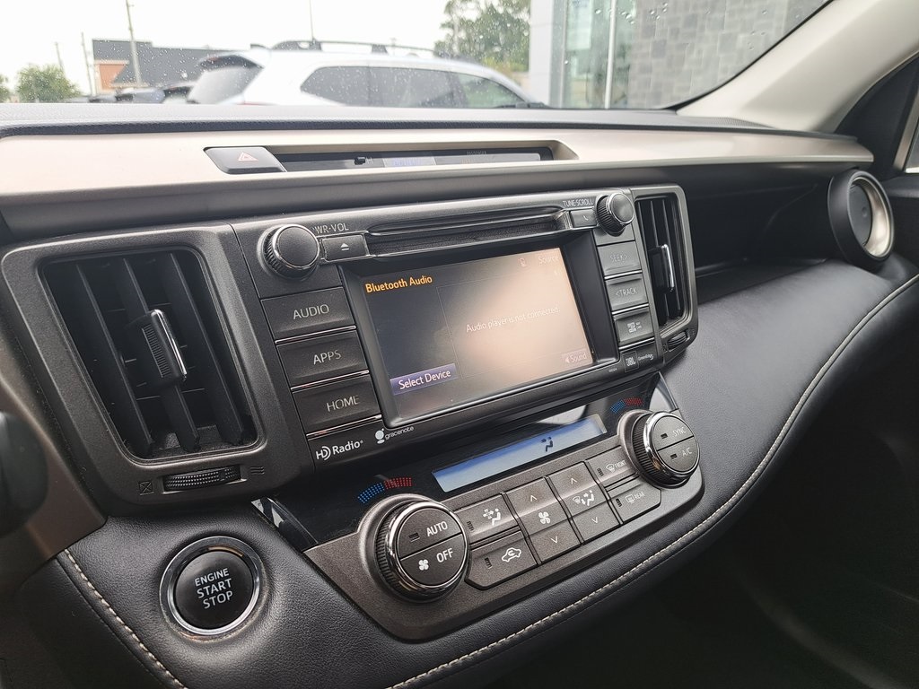 2014 Toyota RAV4 Limited photo 13