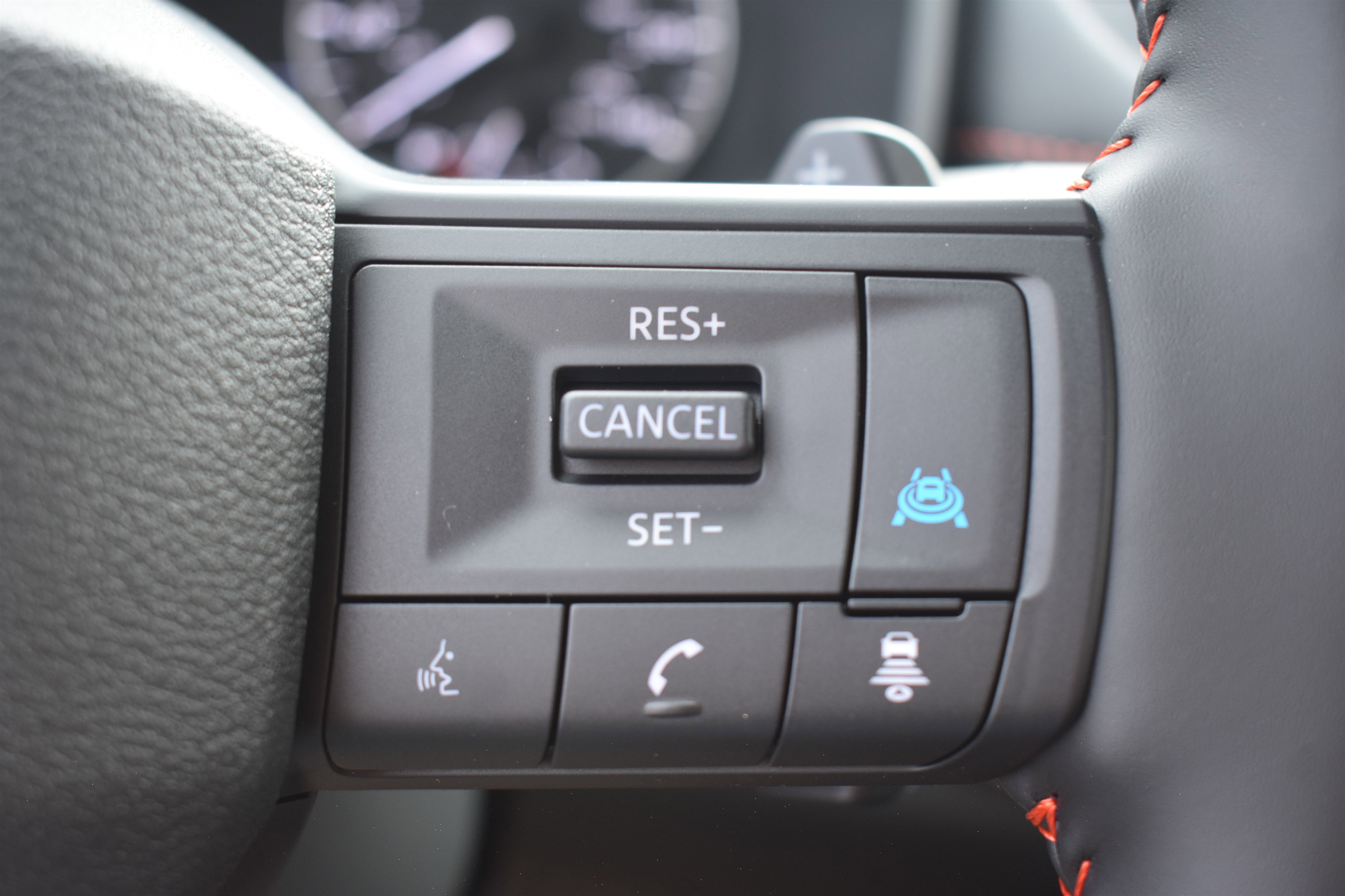 2026 Nissan Rogue SV photo 17