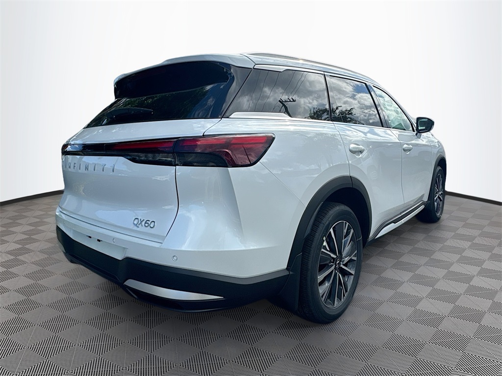 2026 Infiniti QX60 Luxe photo 5