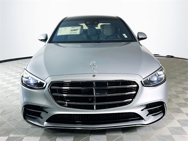 2026 Mercedes Benz S 580 4MATIC photo 2