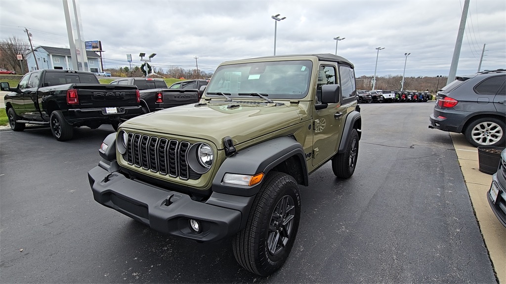 2025 Jeep Wrangler Sport S photo 3