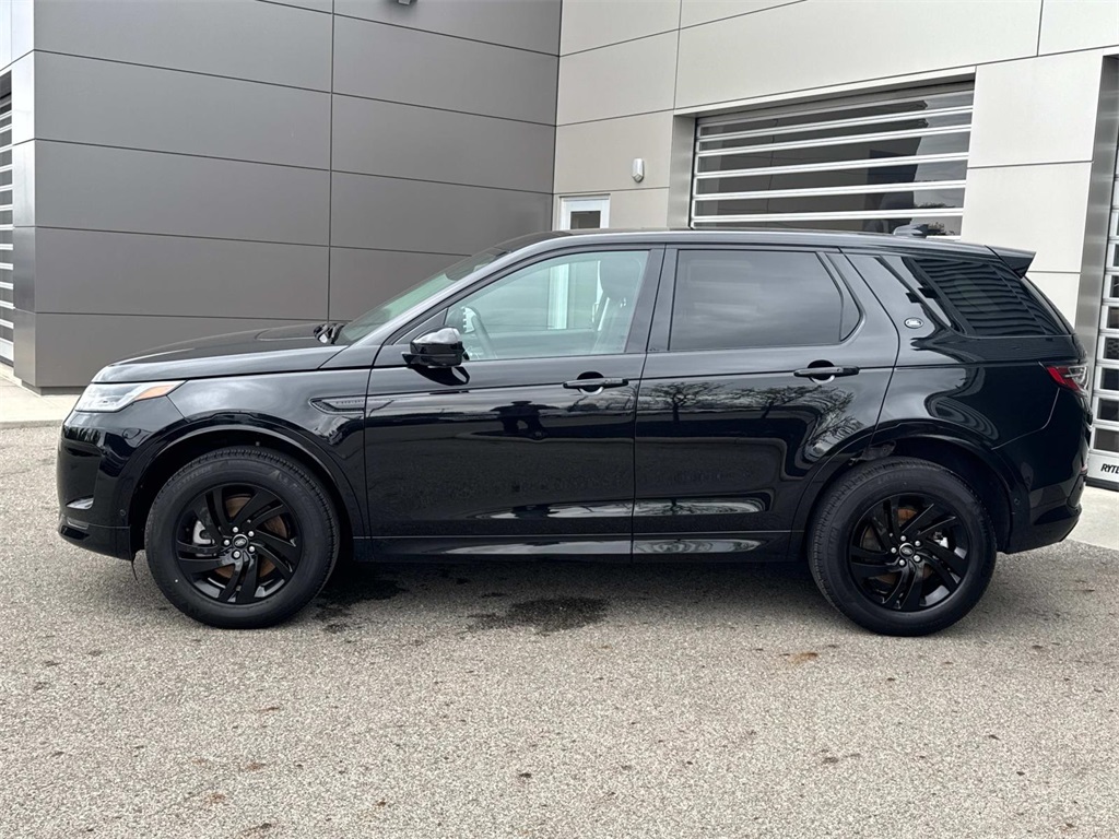 2024 Land Rover Discovery Sport S photo 3