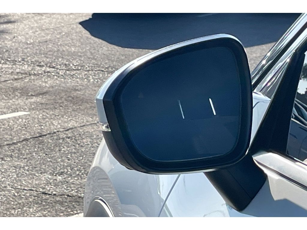 2021 Nissan Rogue SV photo 44
