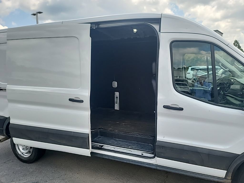 2023 Ford Transit Cargo Van photo 4