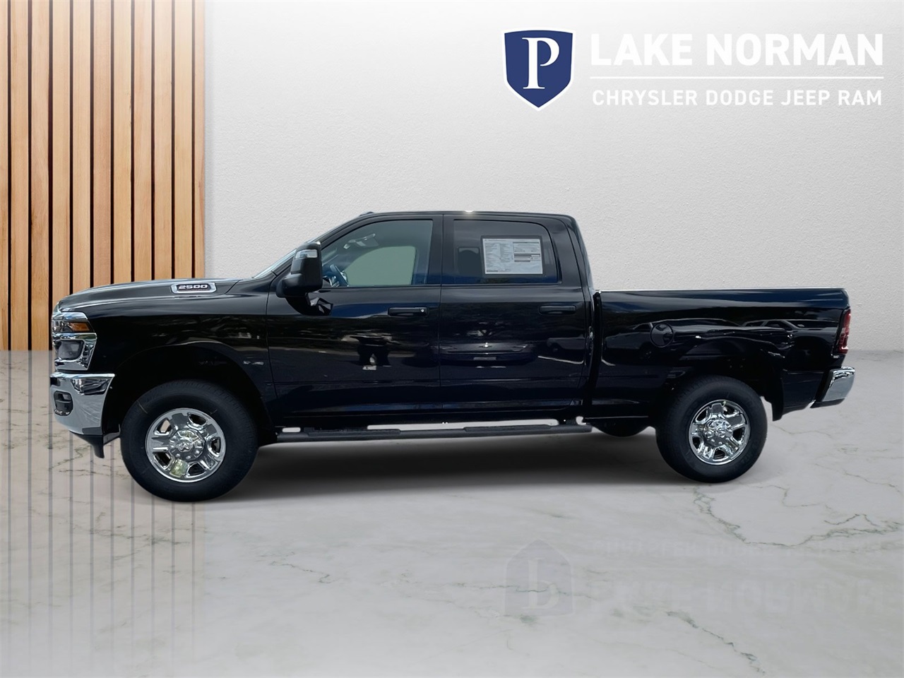 2026 Ram 2500 Tradesman photo 4