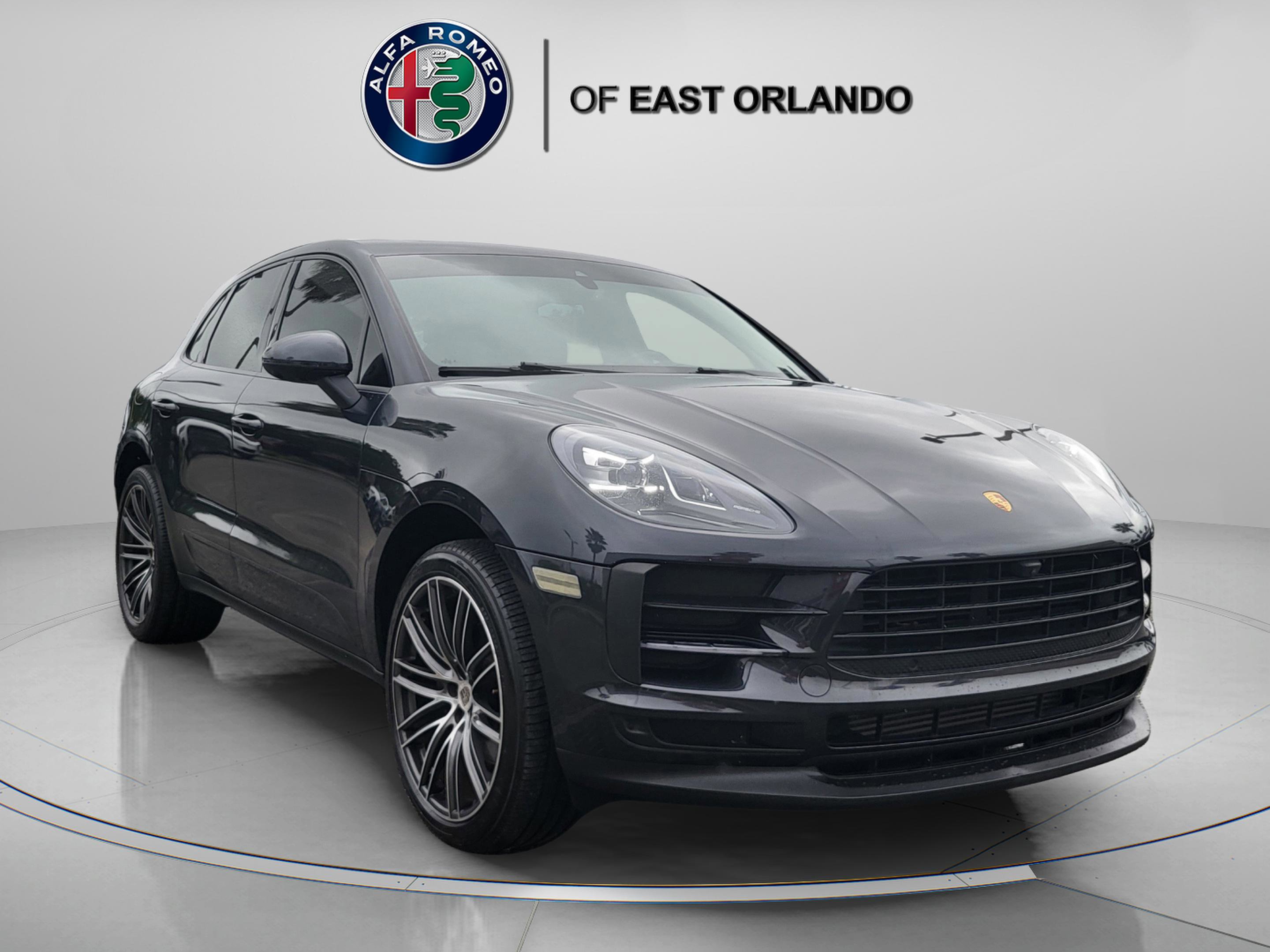 2019 Porsche Macan Base's photo