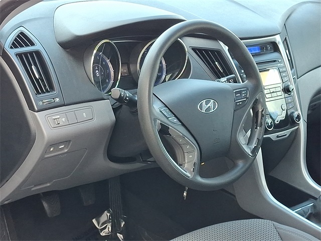 2012 Hyundai Sonata GLS photo 9