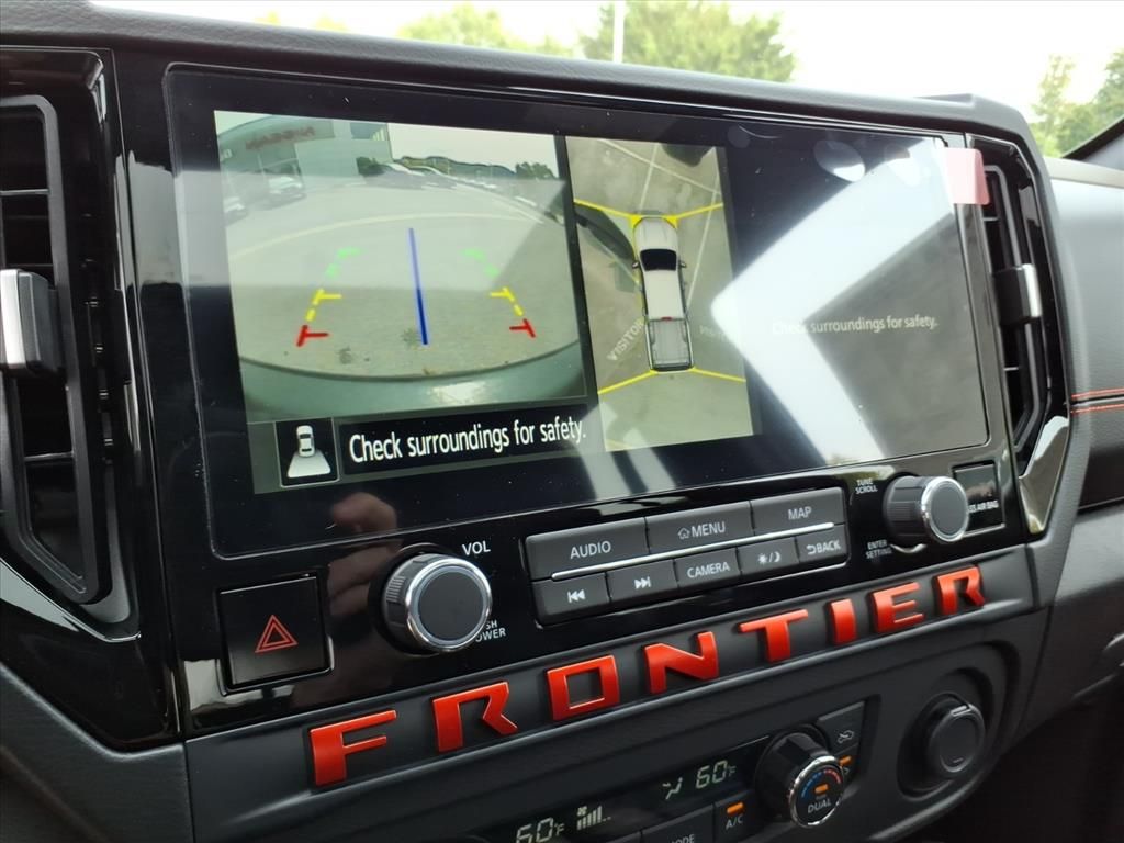 2025 Nissan Frontier Crew Cab PRO-4X photo 15