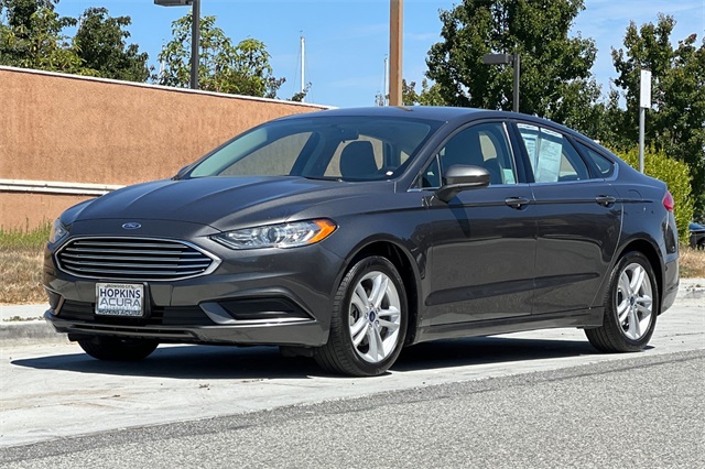 2018 Ford Fusion SE photo 8