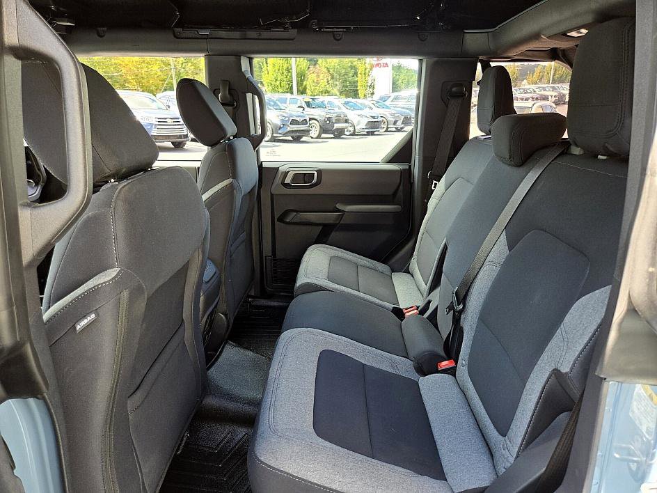 2022 Ford Bronco Base photo 12