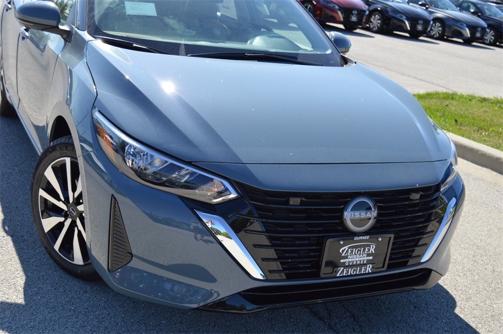 2025 Nissan Sentra SV photo 2