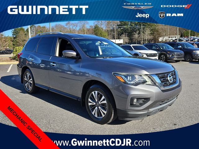 2017 Nissan Pathfinder SL