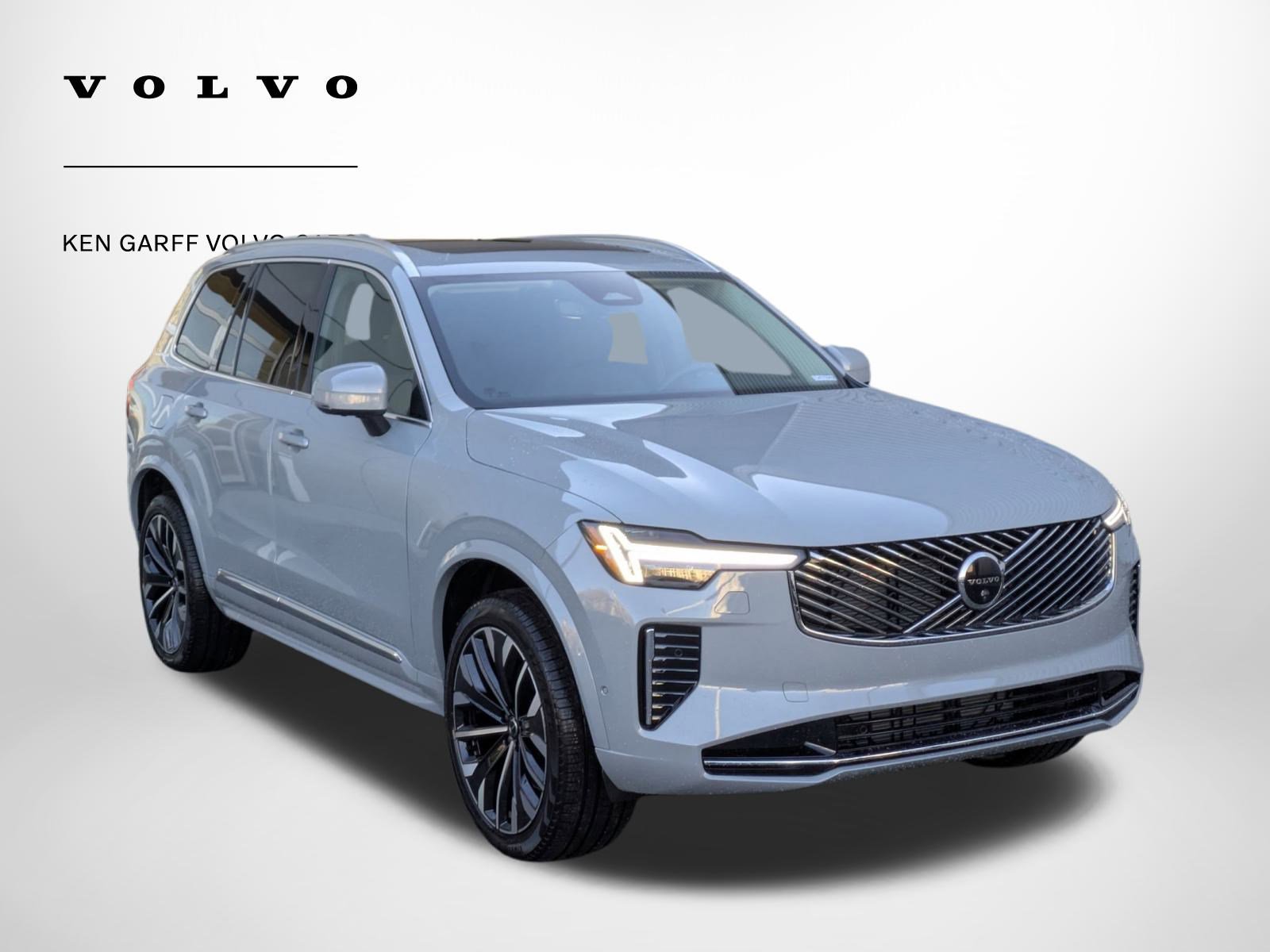 2026 Volvo XC90 Plus's photo