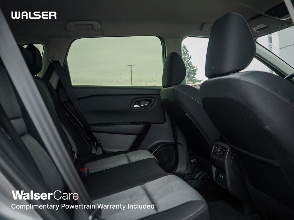 2026 Nissan Rogue SV photo 11