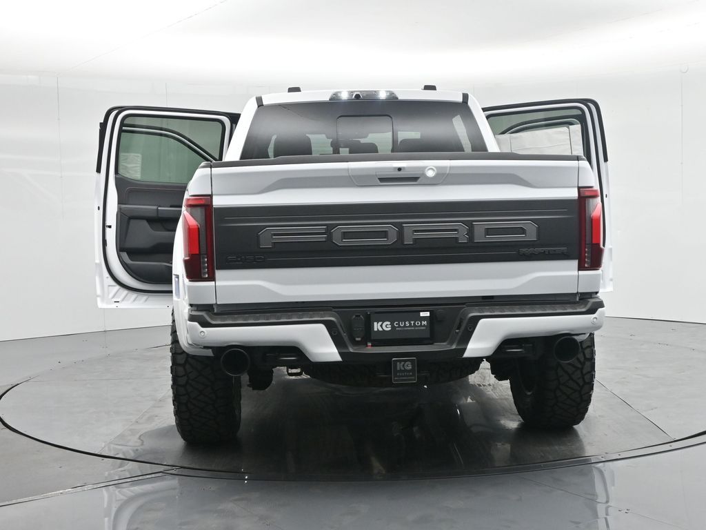 2025 Ford F-150 Raptor photo 32