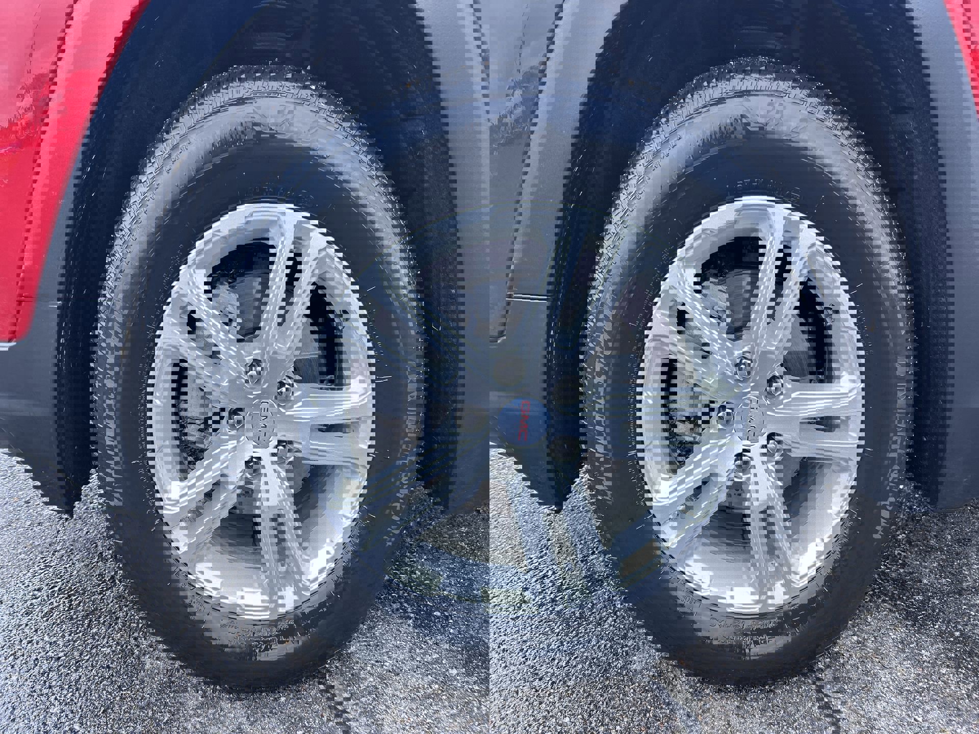 Used 2023 GMC Terrain SLE with VIN 3GKALTEG9PL143842 for sale in Kansas City