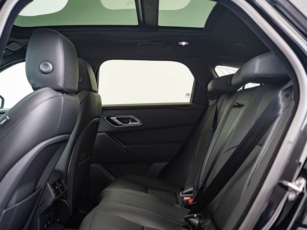 2026 Land Rover Range Rover Velar SE photo 30