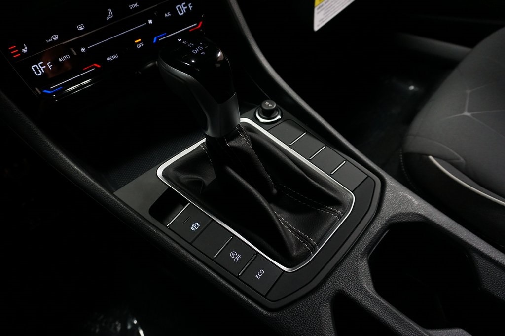 2025 Volkswagen Jetta 1.5T Sport photo 18