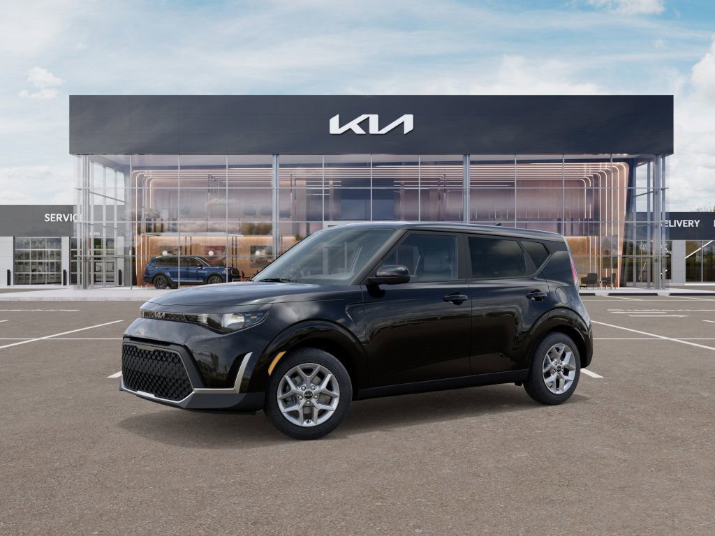 2025 Kia Soul LX S photo 3