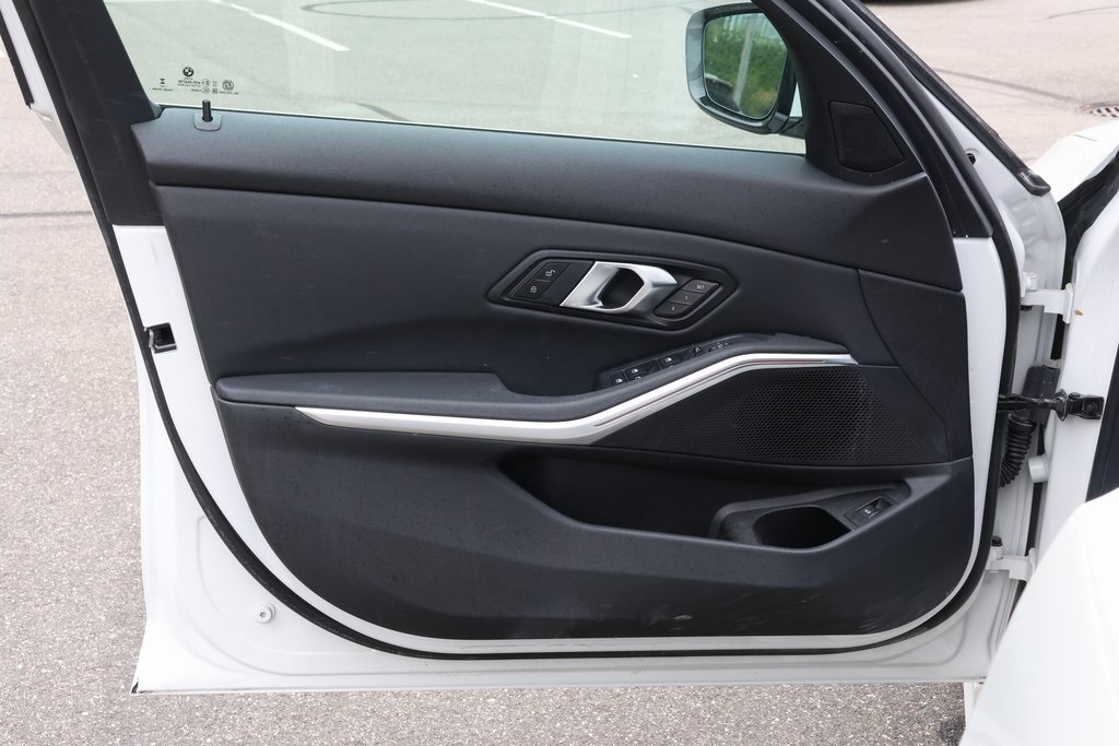 2024 Bmw 330i photo 13