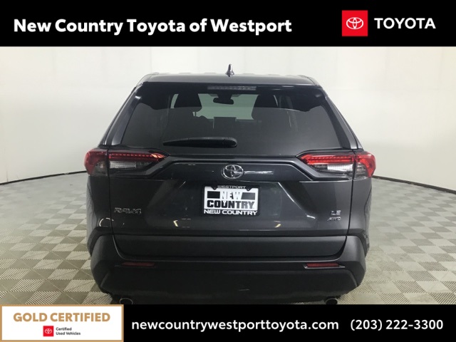 2023 Toyota RAV4 LE photo 5