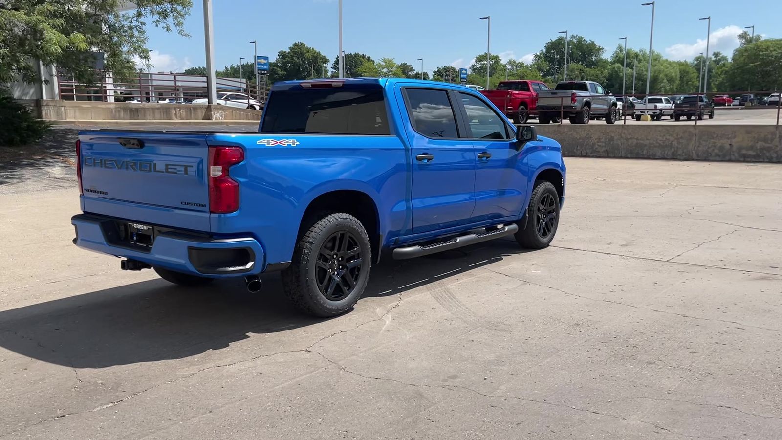 2025 Chevrolet Silverado 1500 Custom photo 22