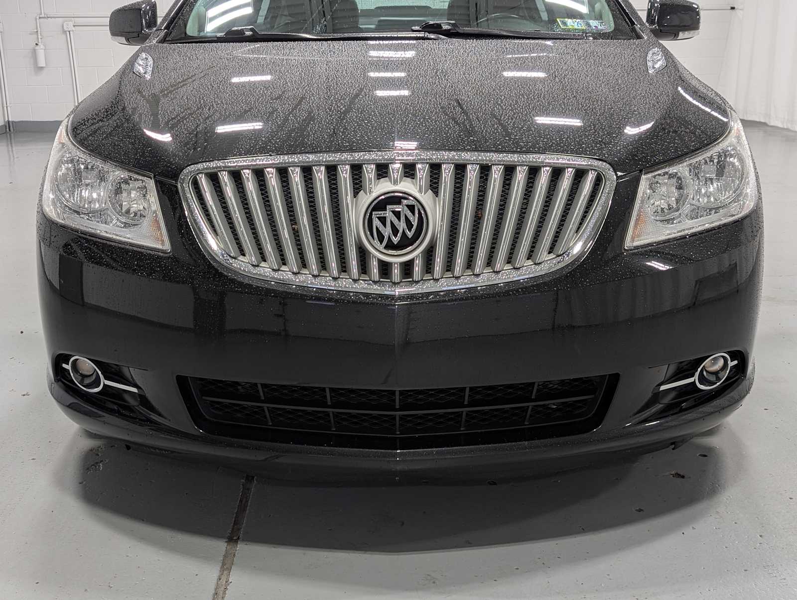 2012 Buick LaCrosse Leather photo 2