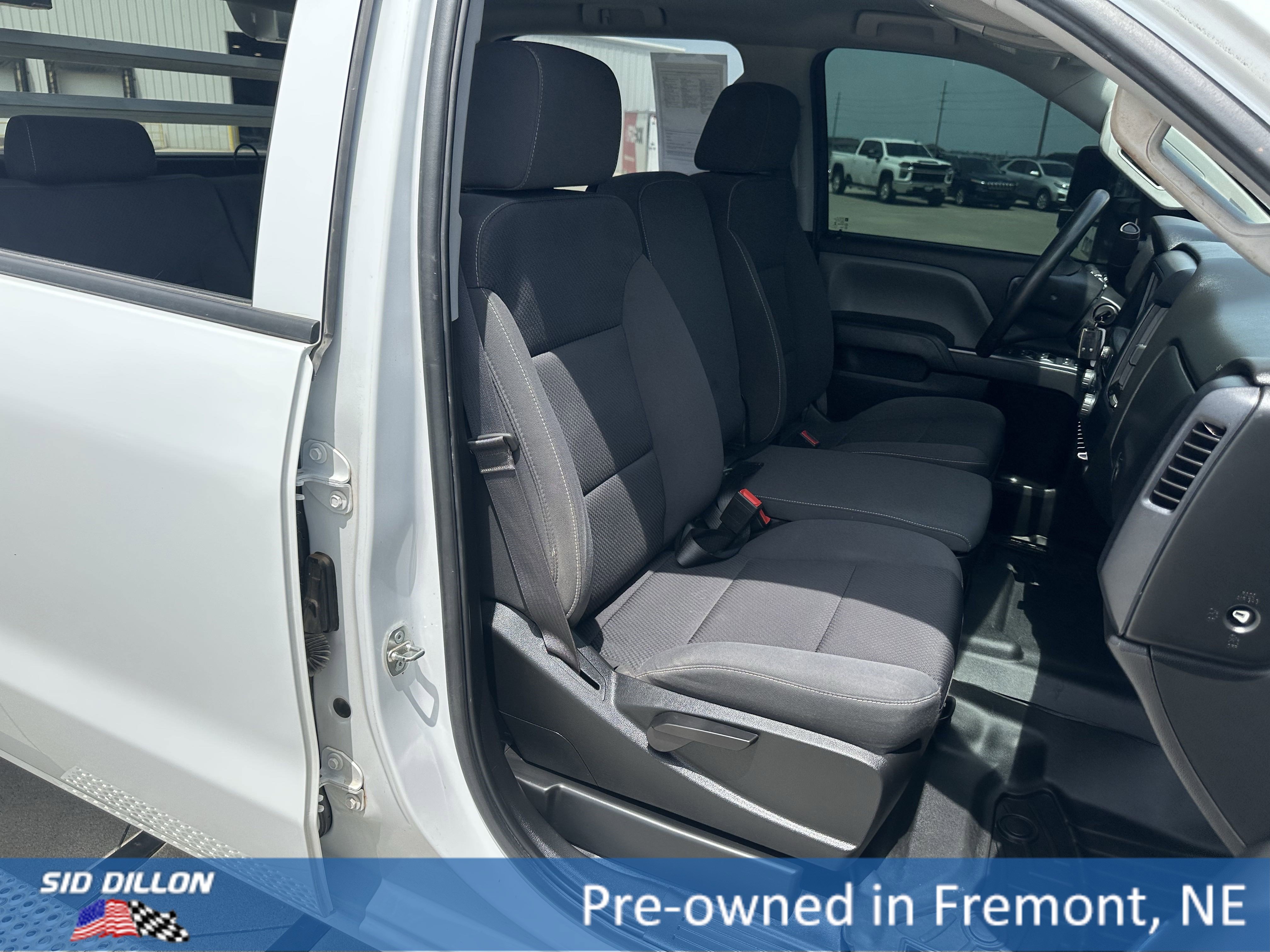 2020 Chevrolet Silverado 5500HD Work Truck photo 5