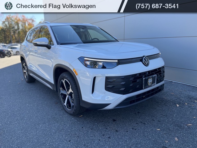 2026 Volkswagen Tiguan SE's photo