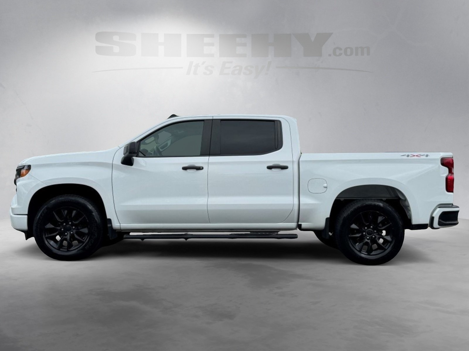 2022 Chevrolet Silverado 1500 Custom photo 5