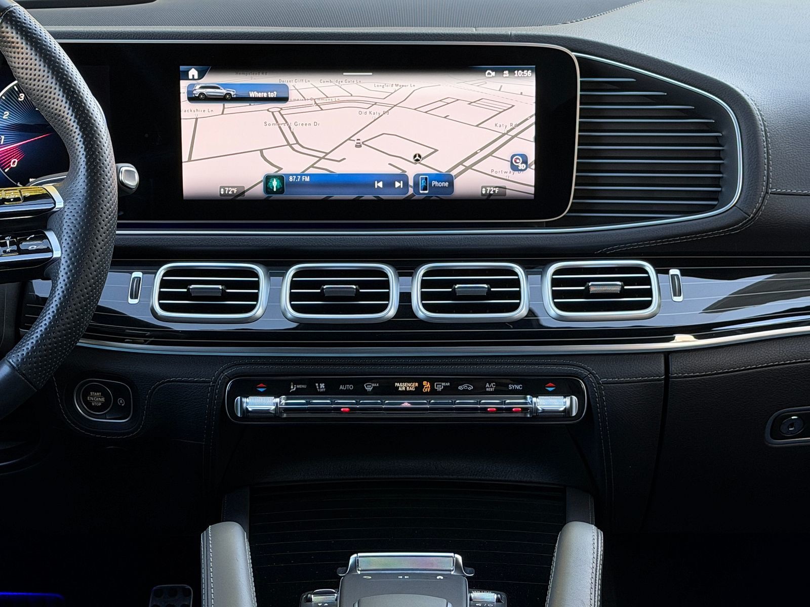 2024 Mercedes Benz GLS 580 4MATIC photo 4