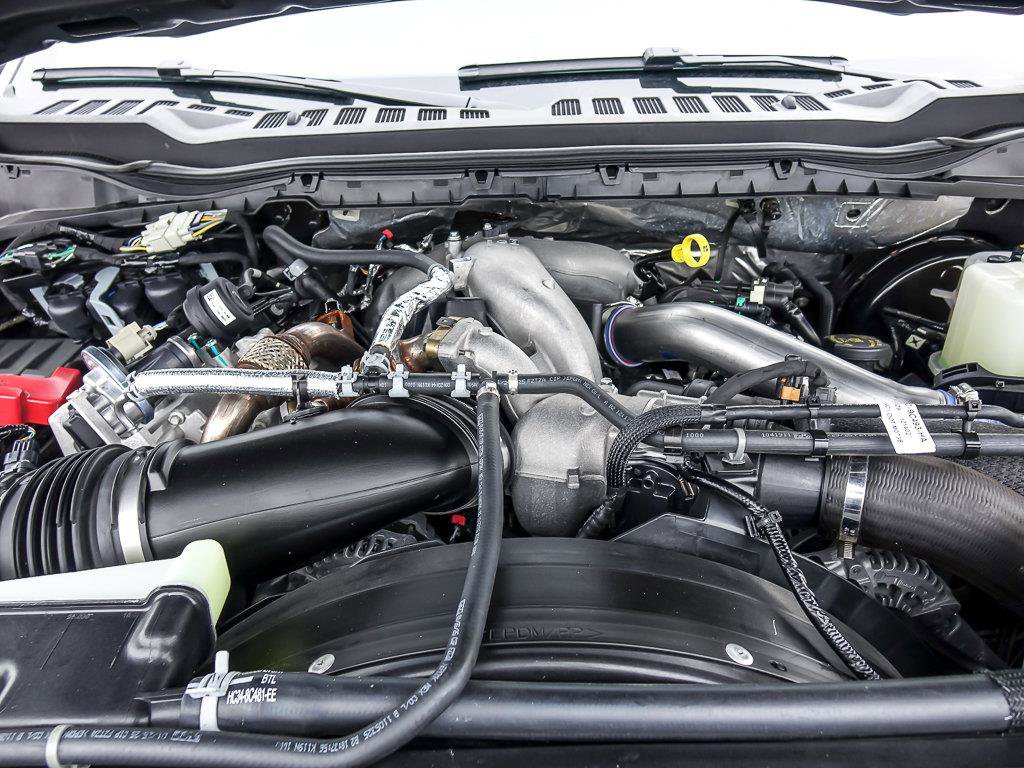 2025 FORD F-250 - Image 33