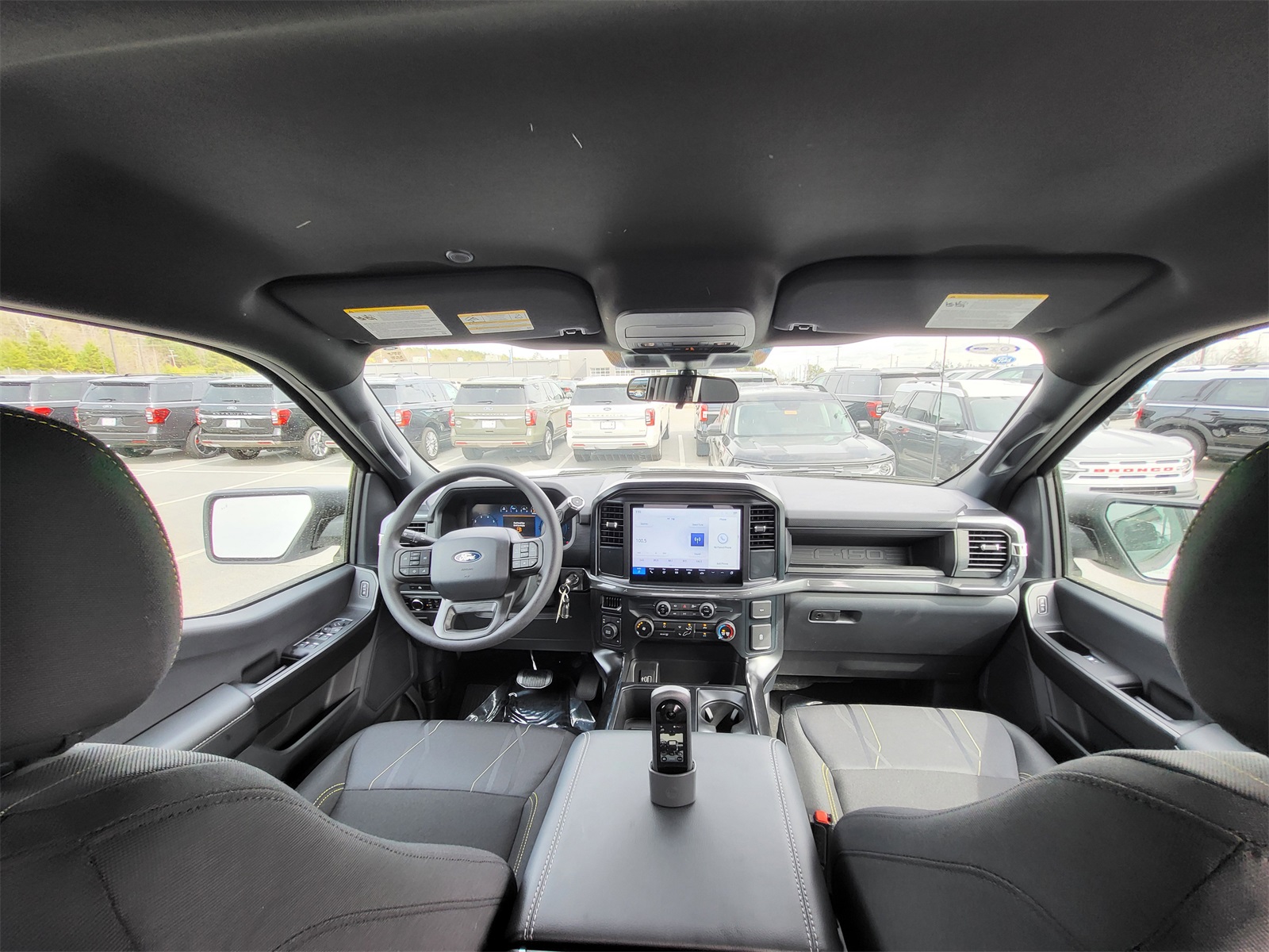 2025 Ford F-150 STX photo 13