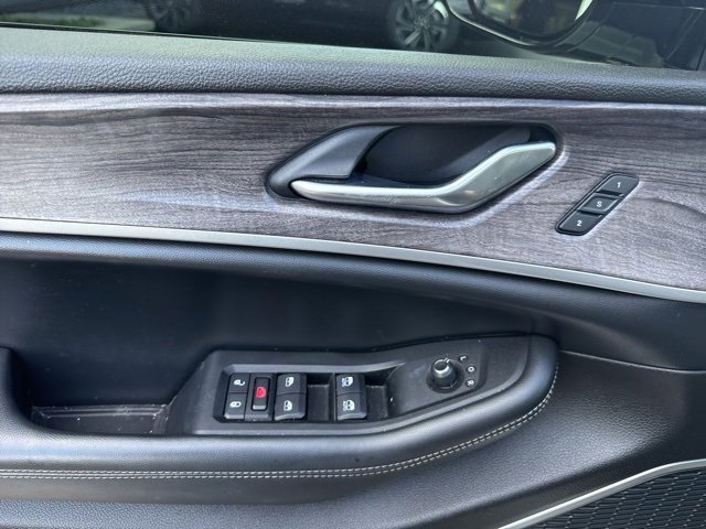 2022 Jeep Grand Cherokee Limited photo 9