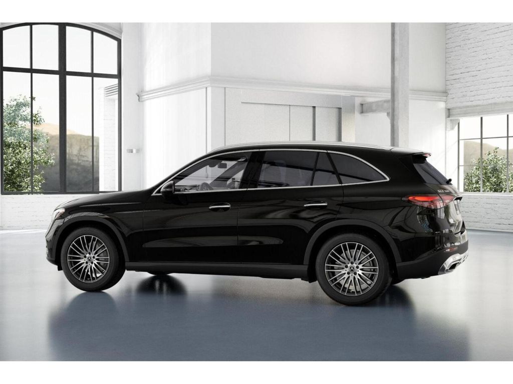 2026 Mercedes Benz GLC 300 photo 31