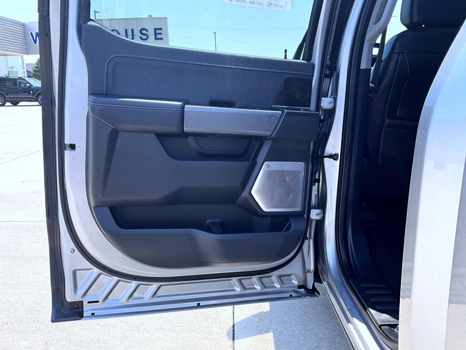 2022 Ford F-150 Lariat photo 20