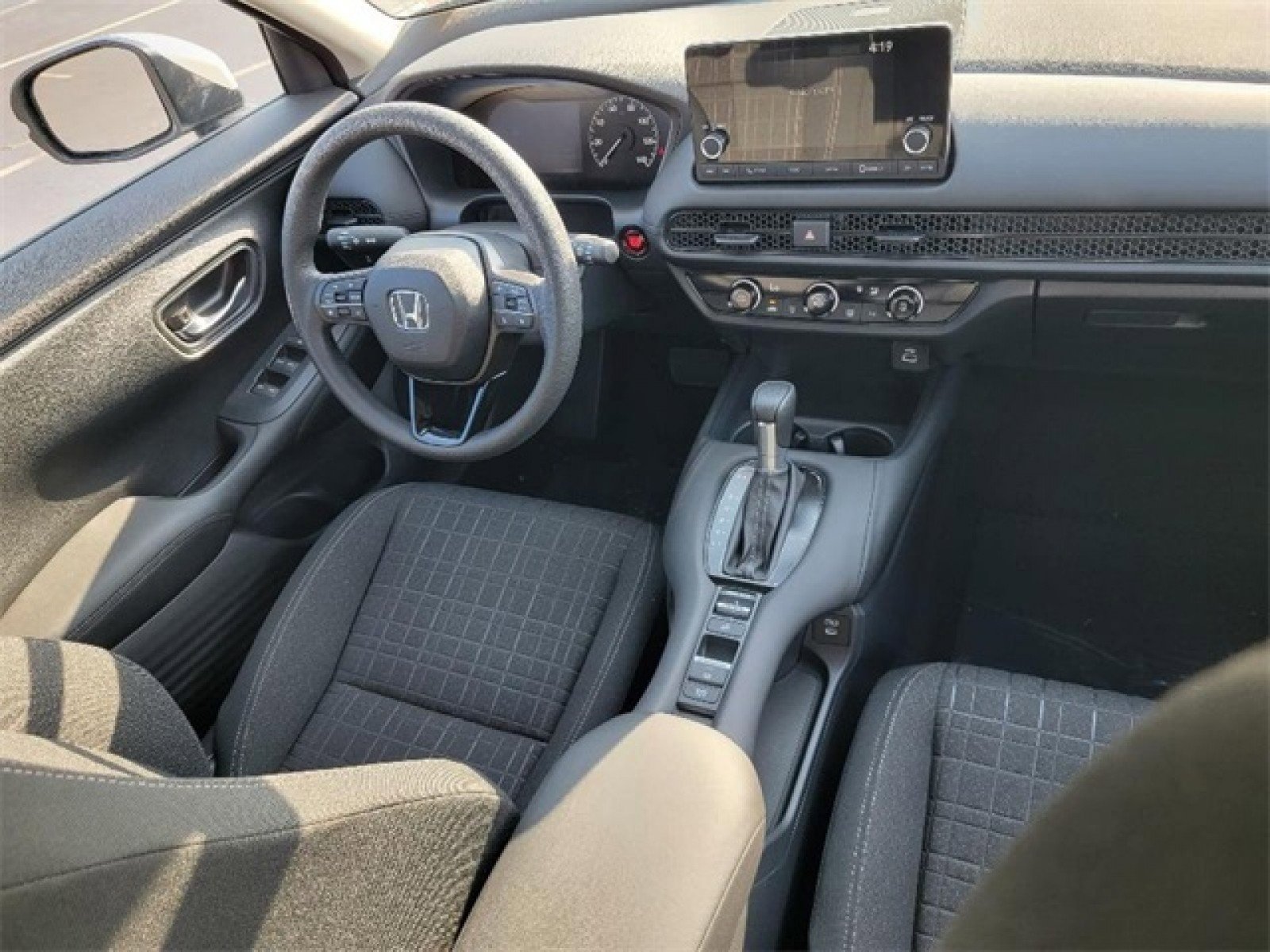2025 Honda HR-V LX photo 7